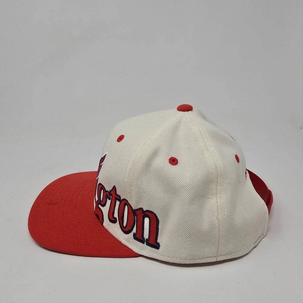 Washington Capitals Reebok NHL Spell Out Logo Hat Red Cream‎ Snapback